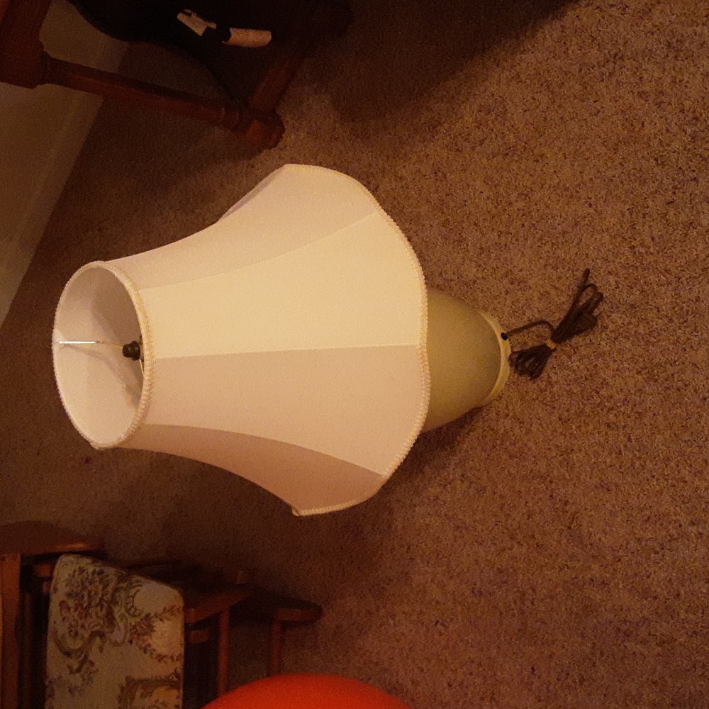 Lamp - Picture 2 of 2